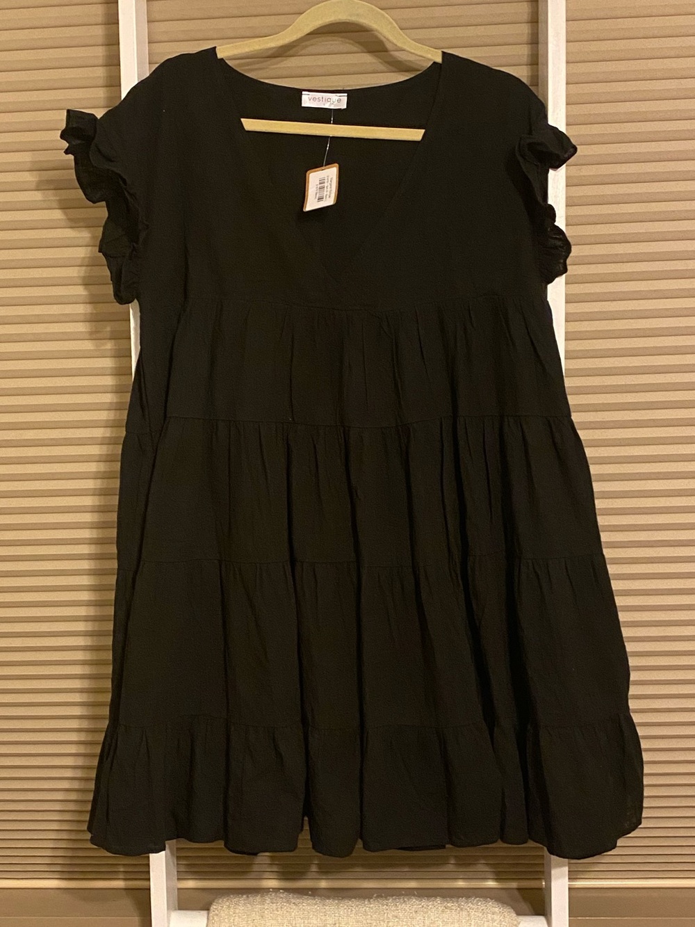 vestique Black V-Neck Tiered Romper